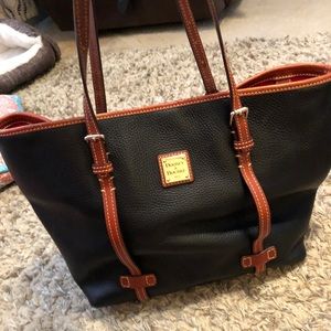 Dooney & Bourke East West Shopper handbag